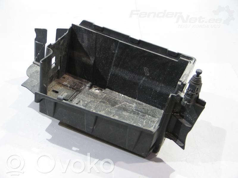 Saab 9-3 Ver2 Pokrywa skrzynki akumulatora 