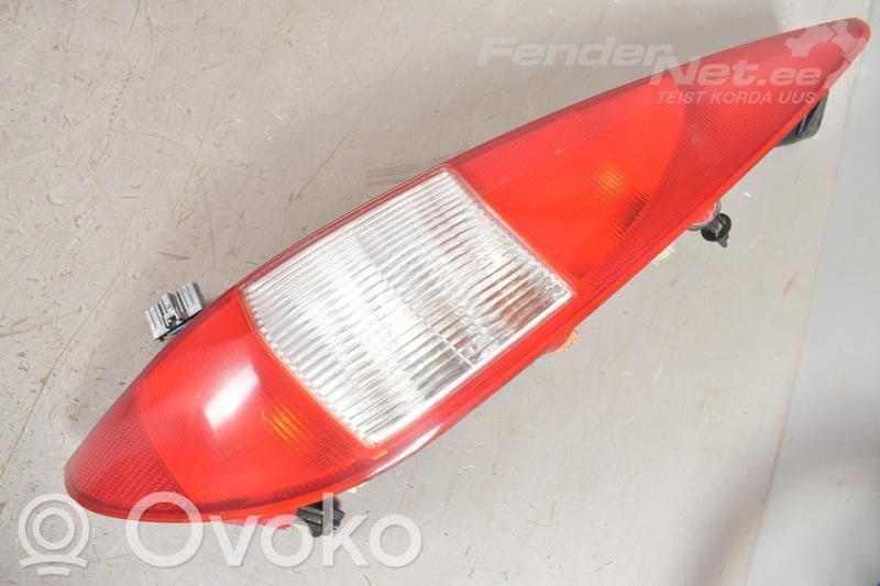 Ford Mondeo Mk III Lampa tylna 