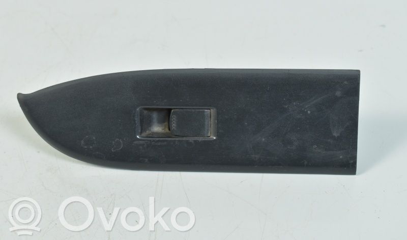 Suzuki Grand Vitara II Electric window control switch 