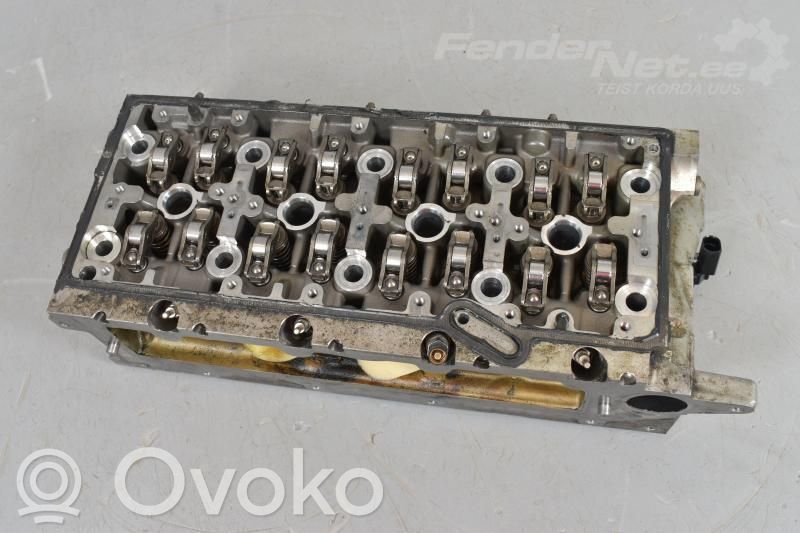 Culata del motor   04L103064J