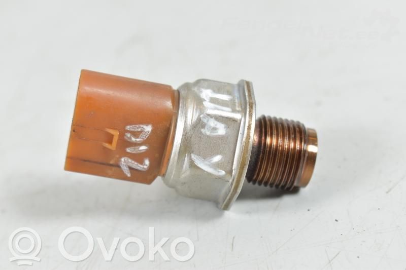 Fuel pressure sensor   03L906054A