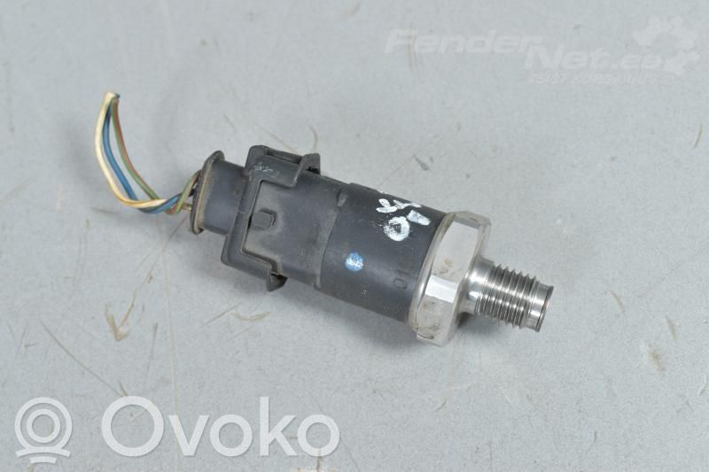 BMW X5 E53 Capteur de pression de carburant 