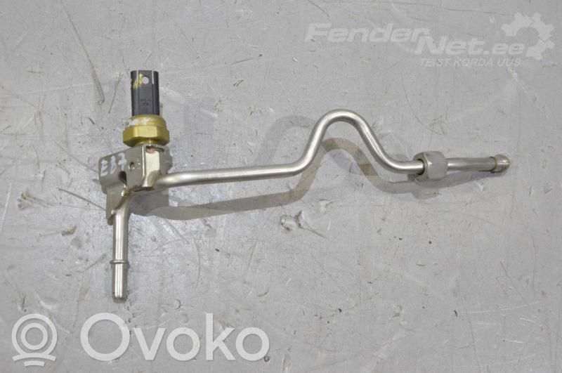 BMW 1 E82 E88 Fuel pressure sensor 