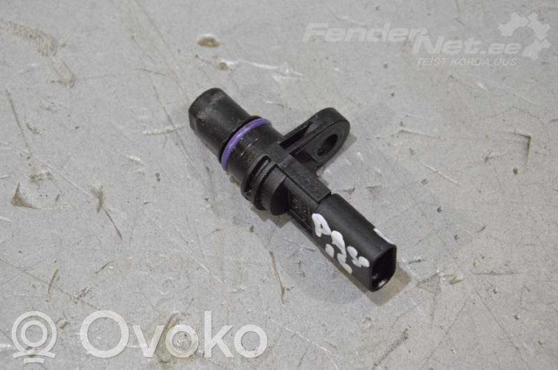 Camshaft position sensor   04L907601