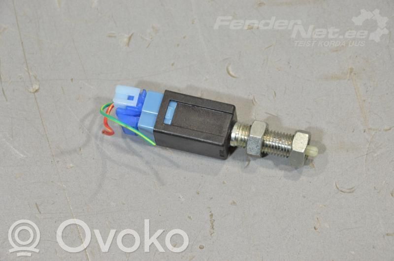 Sensor del pedal de embrague   83281AA000