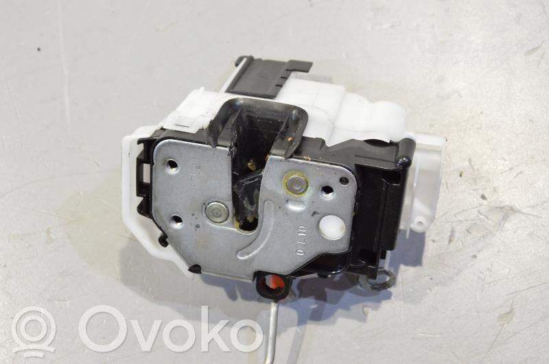 Peugeot Bipper Front door lock 