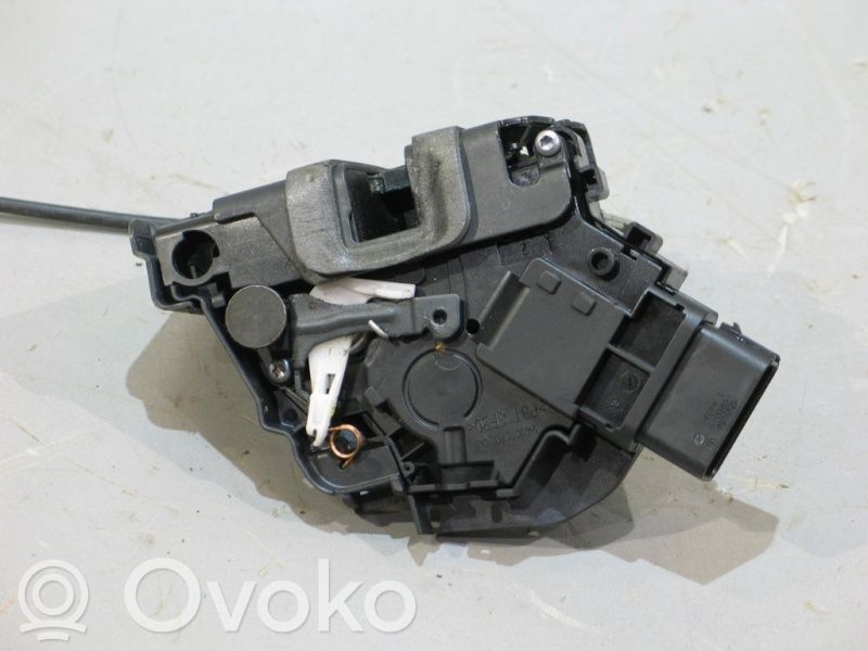 Front door lock   1791406,1787989,1787989