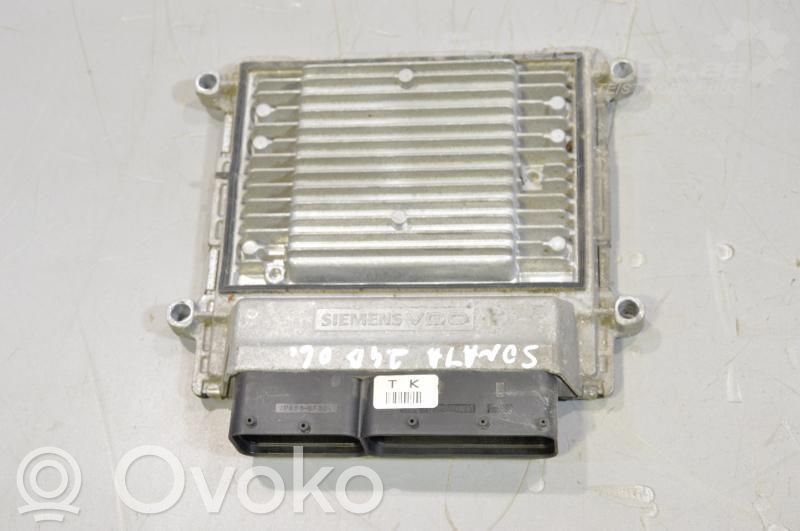 Komputer / Sterownik ECU silnika   5WY4213H,3910025100