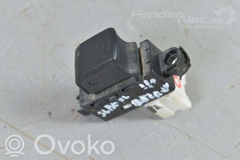 Subaru Outback Electric window control switch 