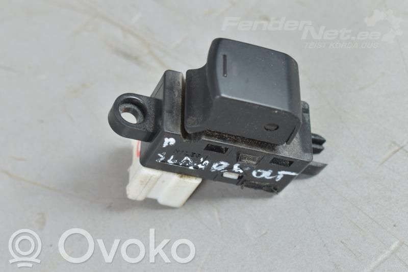 Subaru Outback Electric window control switch 