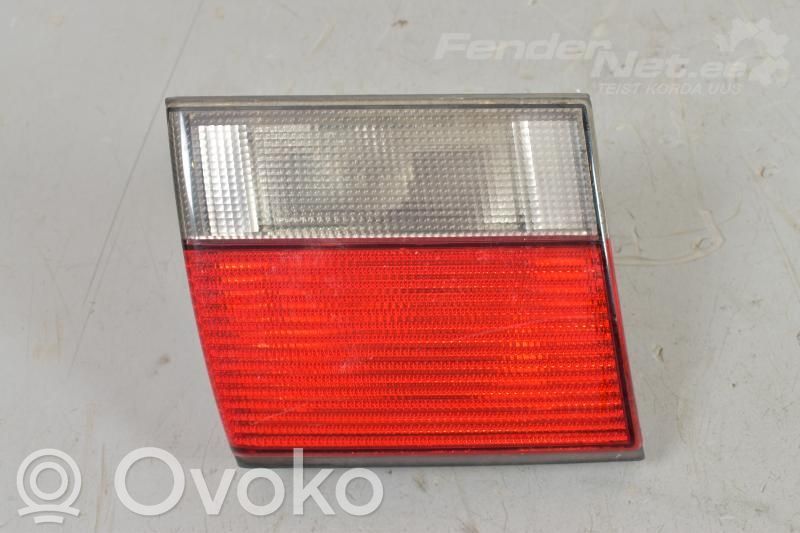 Tailgate rear/tail lights   4831145