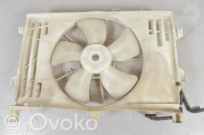 Toyota Avensis T250 Elektrinis radiatorių ventiliatorius 