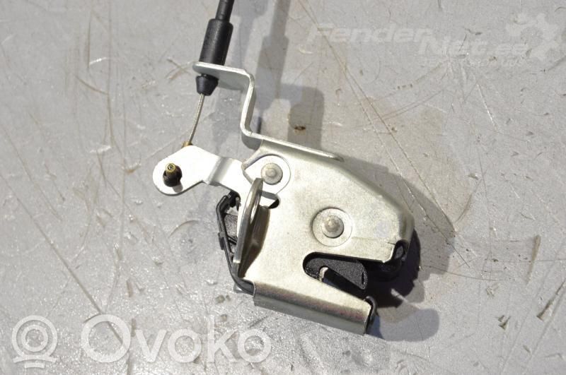 Loading door lock   8726Y0