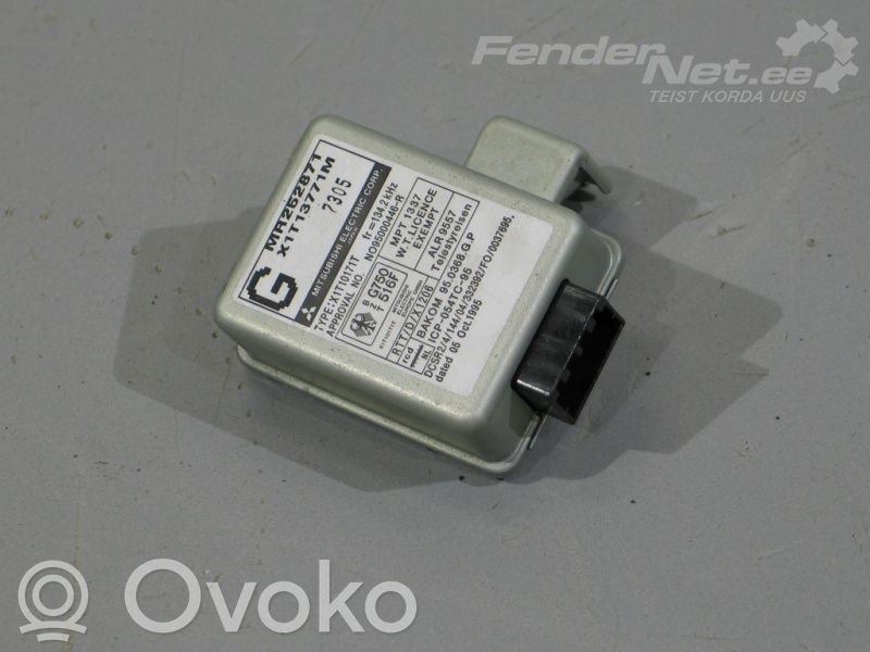 Airbag control unit/module   MR252871