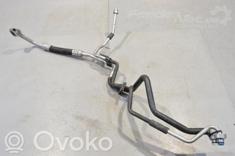 Audi A8 S8 D3 4E Air conditioning (A/C) pipe/hose 