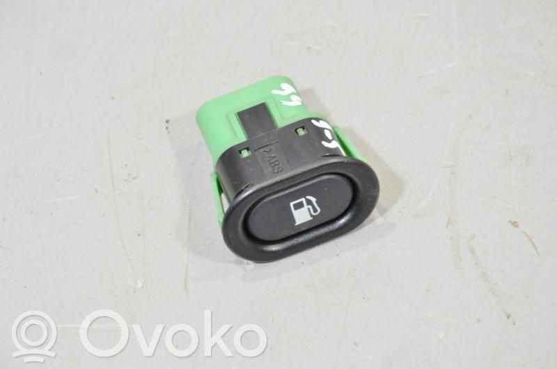 Fuel tank opening switch   4617544