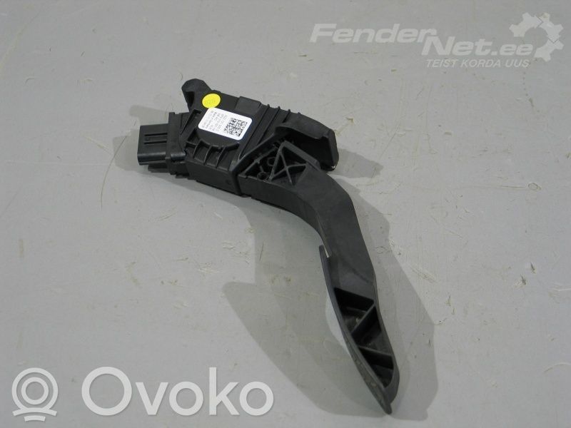 Gaspedal   5Q2721503D
