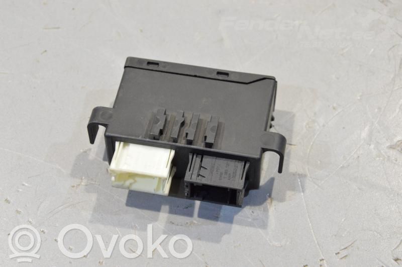 BMW 3 E46 Wing mirror control module 