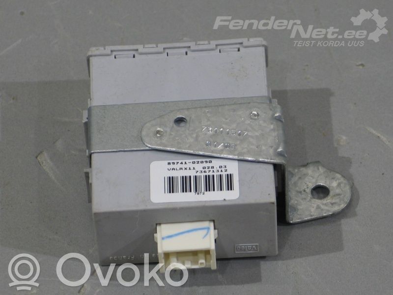 Toyota Corolla E120 E130 Centrinio užrakto rėlė 