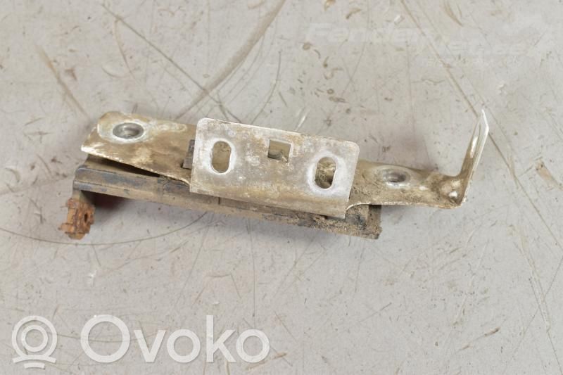 Uchwyt / Mocowanie błotnika przedniego   4H0853914C,4H0810438B
