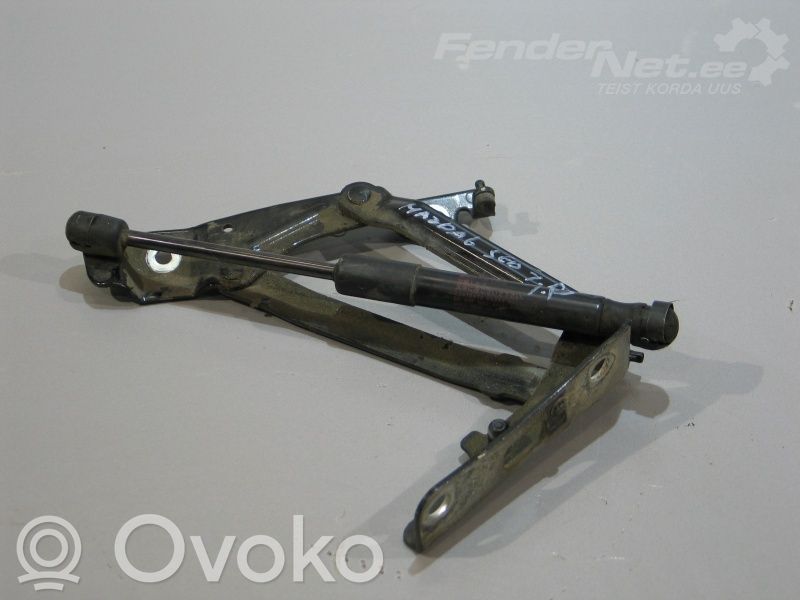 Mazda 6 Tailgate/trunk/boot hinge 