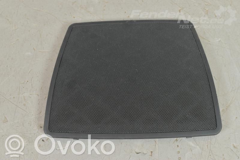 BMW 3 E90 E91 Garsiakalbis (-iai) priekinėse duryse 