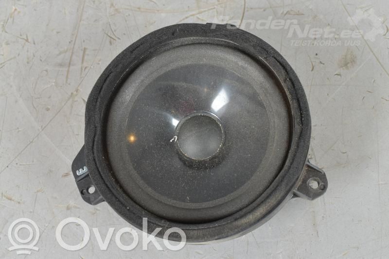 Altavoz de la puerta delantera   86301AJ010