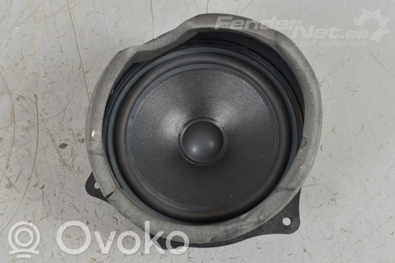 BMW X5 E53 Etuoven kaiutin 