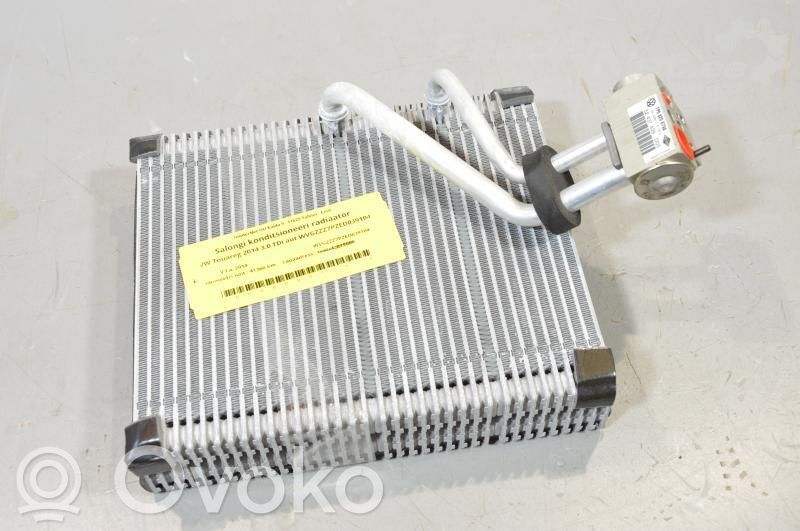 Volkswagen Touareg II Osuszacz powietrza klimatyzacji A/C 