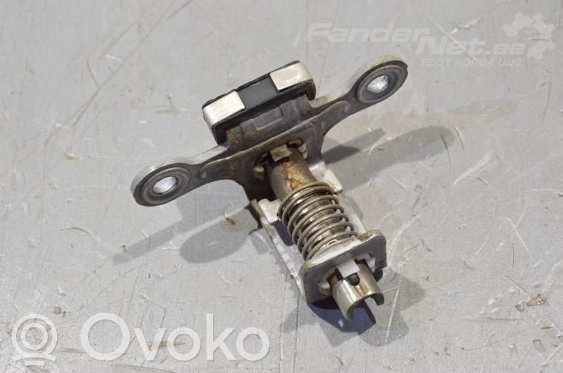 Volkswagen Amarok Tailgate lock latch 