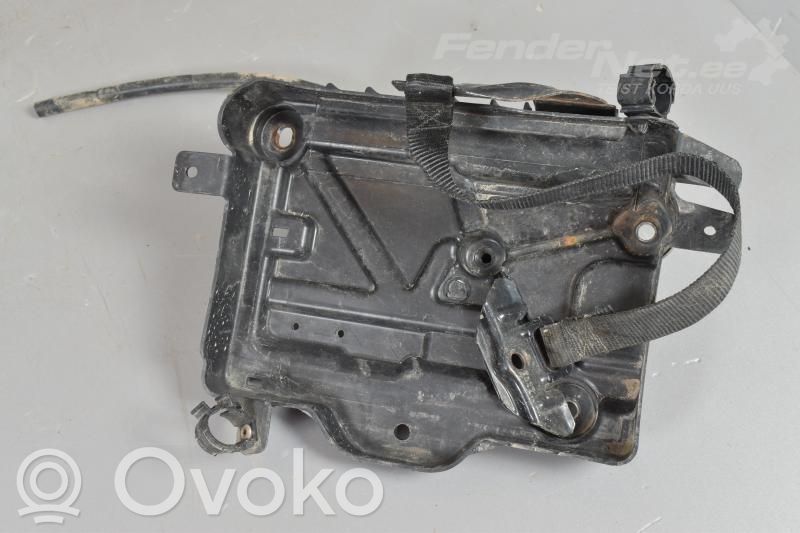 Fiat Fiorino Dangtis akumuliatoriaus dėžės 