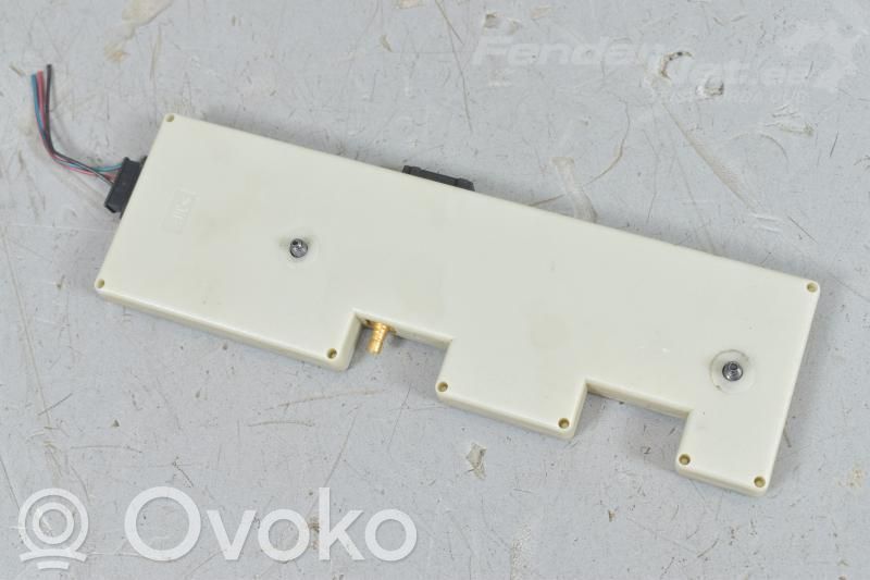 BMW 3 E90 E91 Radion antenni 