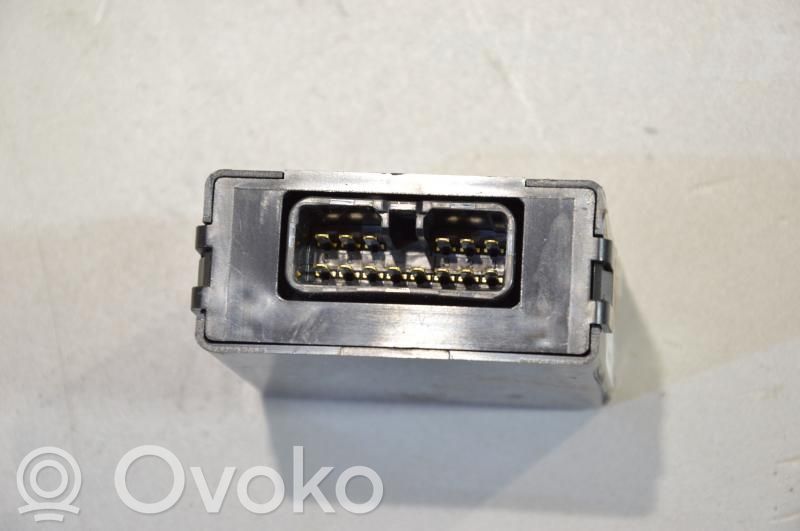 Toyota Corolla E120 E130 Antenna control unit 