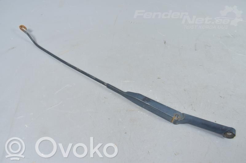 Front wiper blade arm   9225624