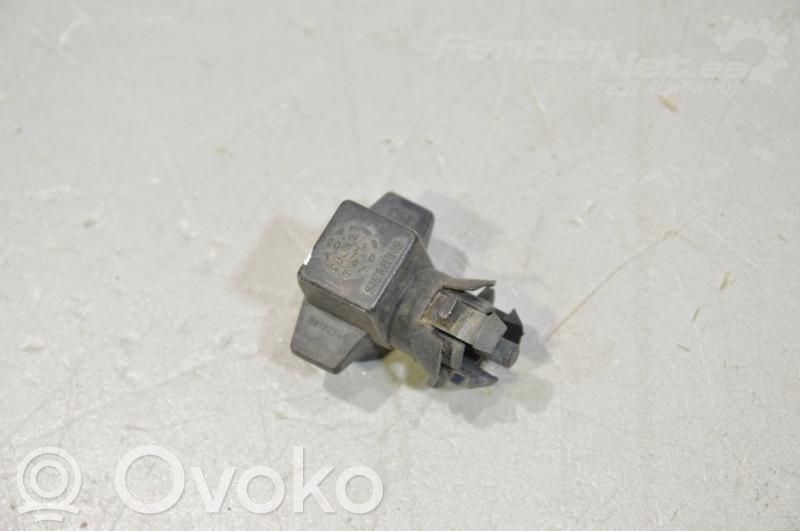 Outside/exterior temperature sensor   09152245