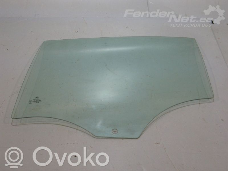 BMW 1 E82 E88 Rear door window glass 