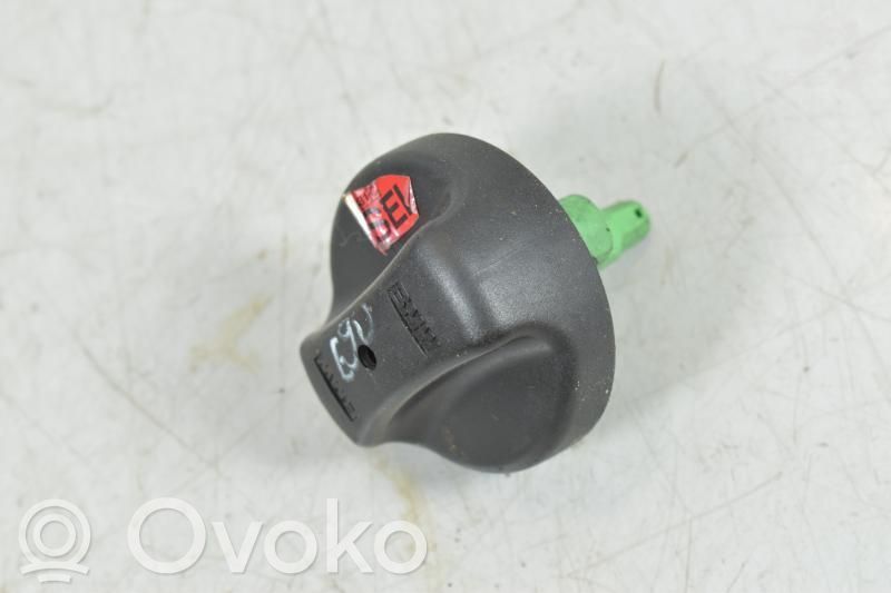 BMW 3 E90 E91 Fuel tank filler cap 