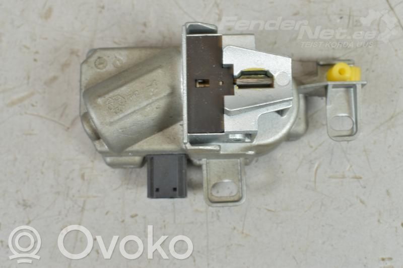 Volvo V50 Steering wheel lock 