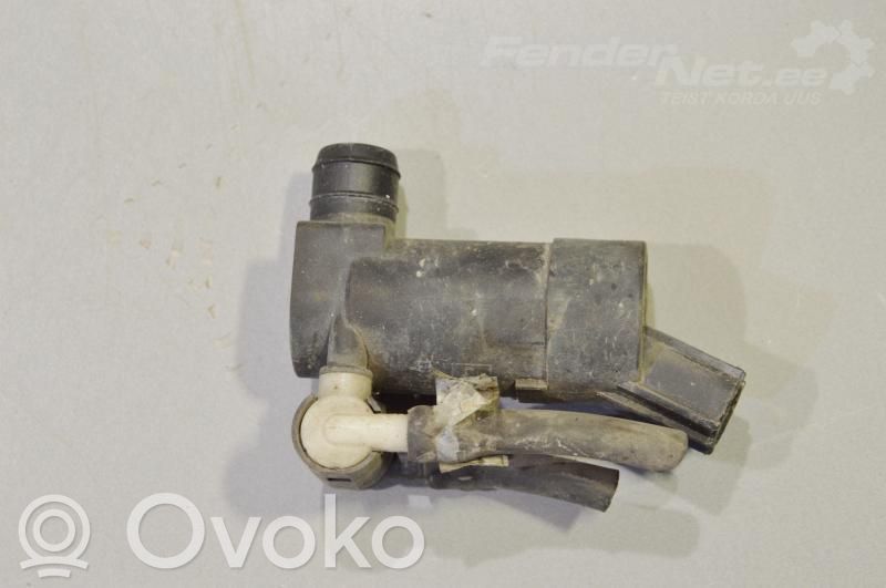 Windscreen/windshield washer pump   31349228