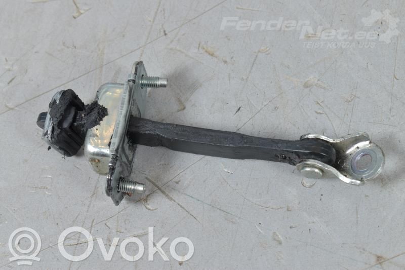 Subaru Outback Etuoven pidätin 