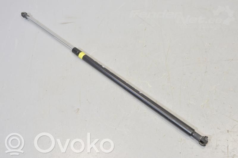 Amortyzator / Siłownik tylnej klapy bagażnika   5802A001