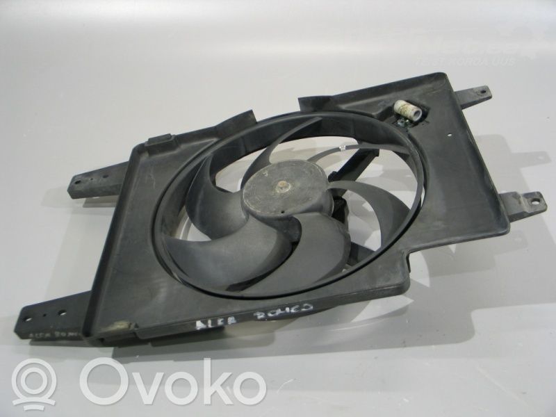 Alfa Romeo 156 Elektrisks radiatoru ventilators 