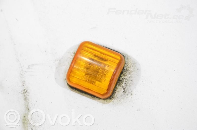 Front fender indicator light   632536