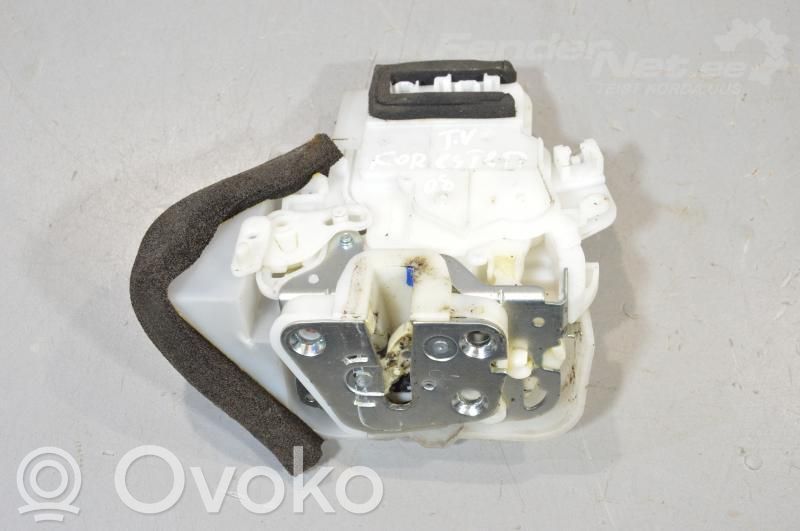 Zamek drzwi tylnych   61035SC230