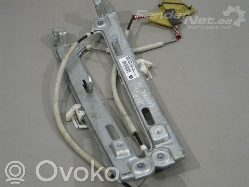 Mechanizm podnoszenia szyby przedniej bez silnika   05074821AAD,68002897AA