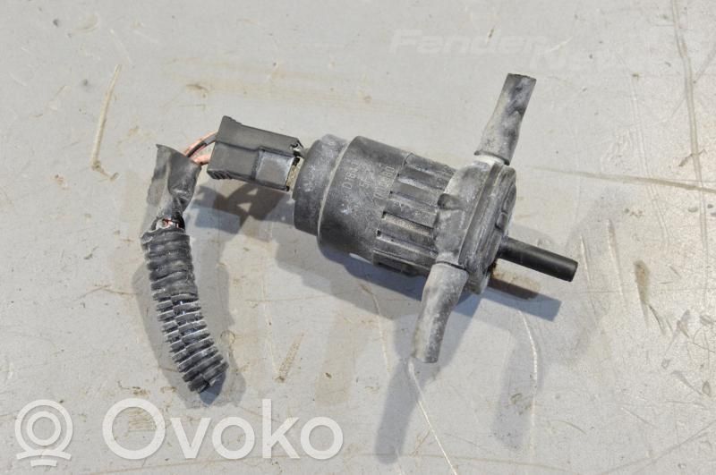 Fiat Punto (188) Windscreen/windshield washer pump 