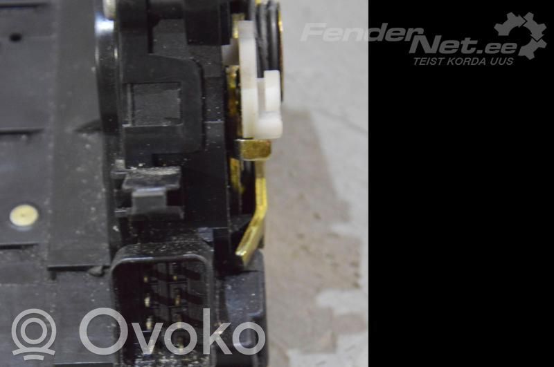 Ford Focus Front door lock 