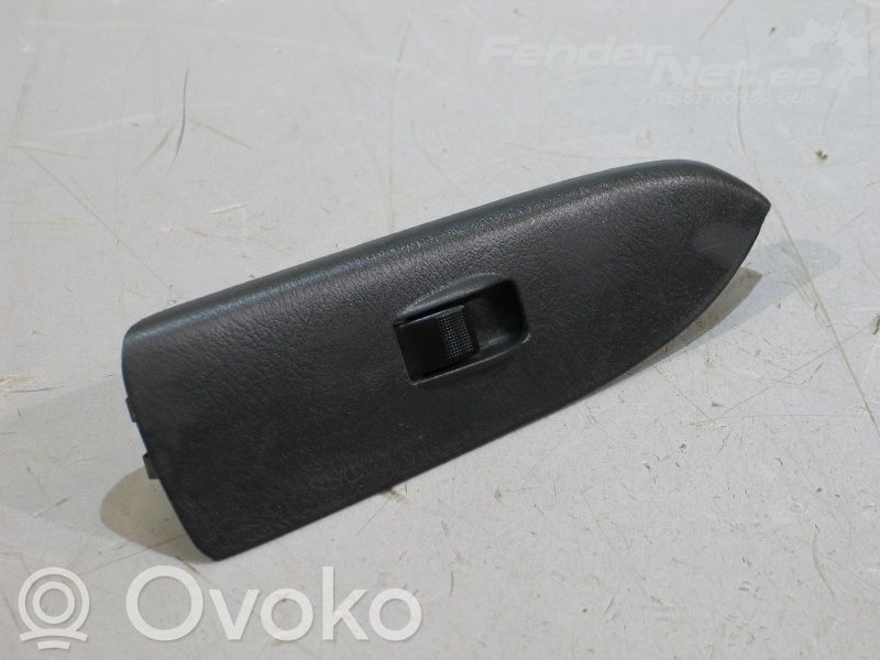 Mazda 626 Electric window control switch 