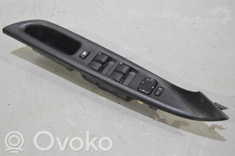 Mazda 6 Electric window control switch 