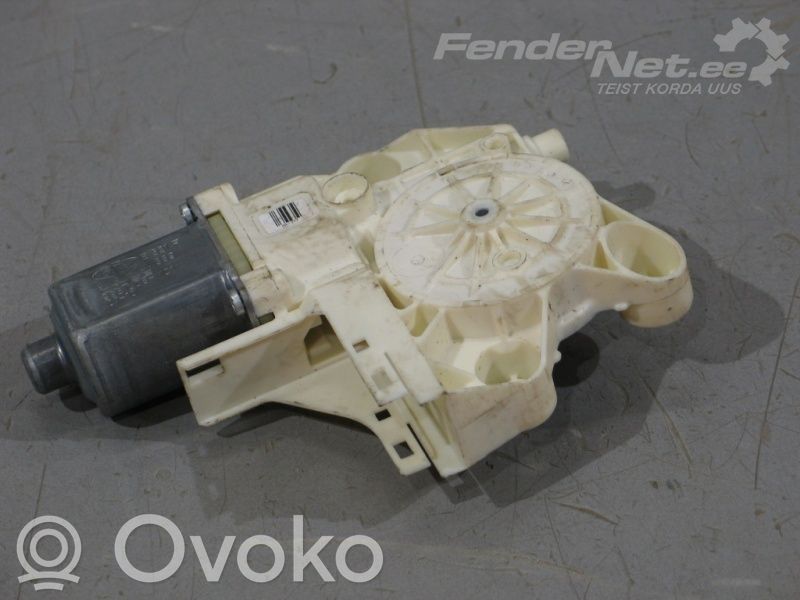 Ford Focus Front door window regulator with motor 
